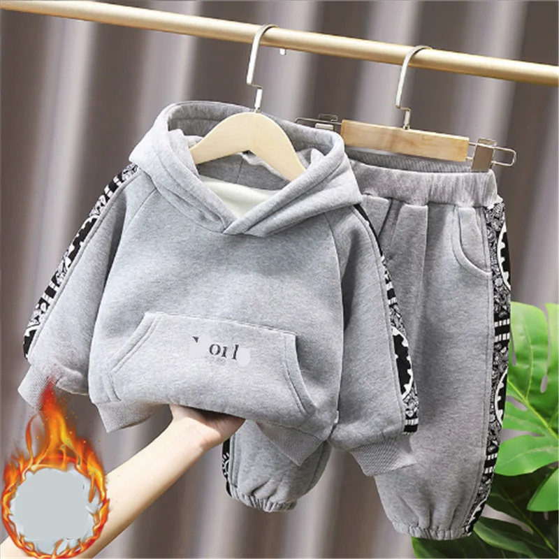 

Boys Warm Clothes Sets Winter Children Casual Cotton Thick Velvet Hoodies Coats Pants 2pcs Tracksuits For Baby Kids Sports Suits