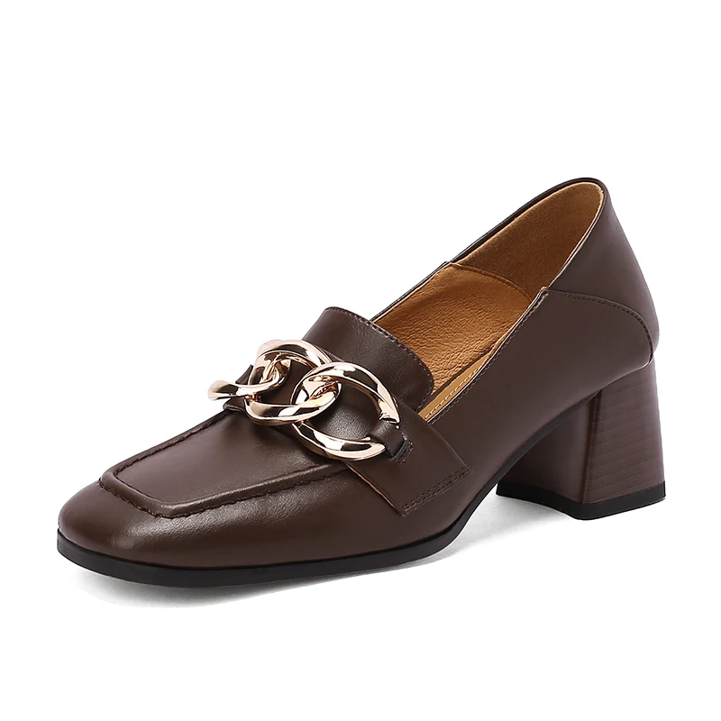 

Туфли-лодочки женские из коровьей кожи, на квадратном каблуке, с металлическим украшением