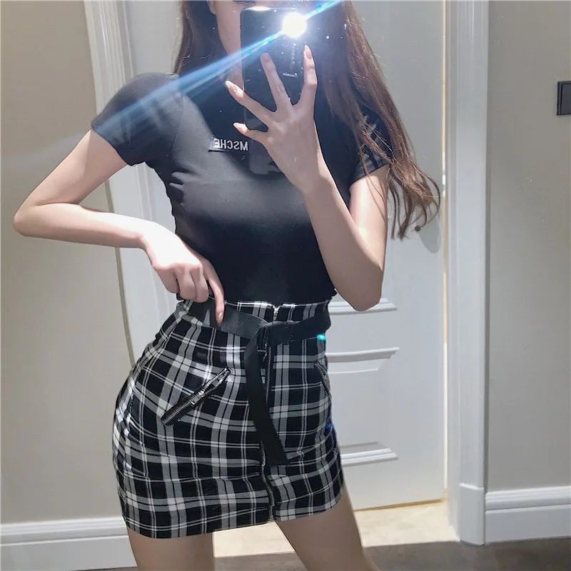 

Women Plaid Skirts Summer Black Punk Rock Gothic Sexy Chic A-Line High Waist Belt Zipple Girls Vintage Plaid Skirts Streetwear