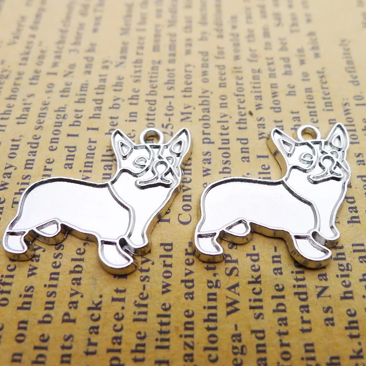 

10 PCS/Lot 23mm*24mm Pendant Antique Silver Color Welsh Corgi Dogs Charms For DIY Jewelry Making DIY Keychain