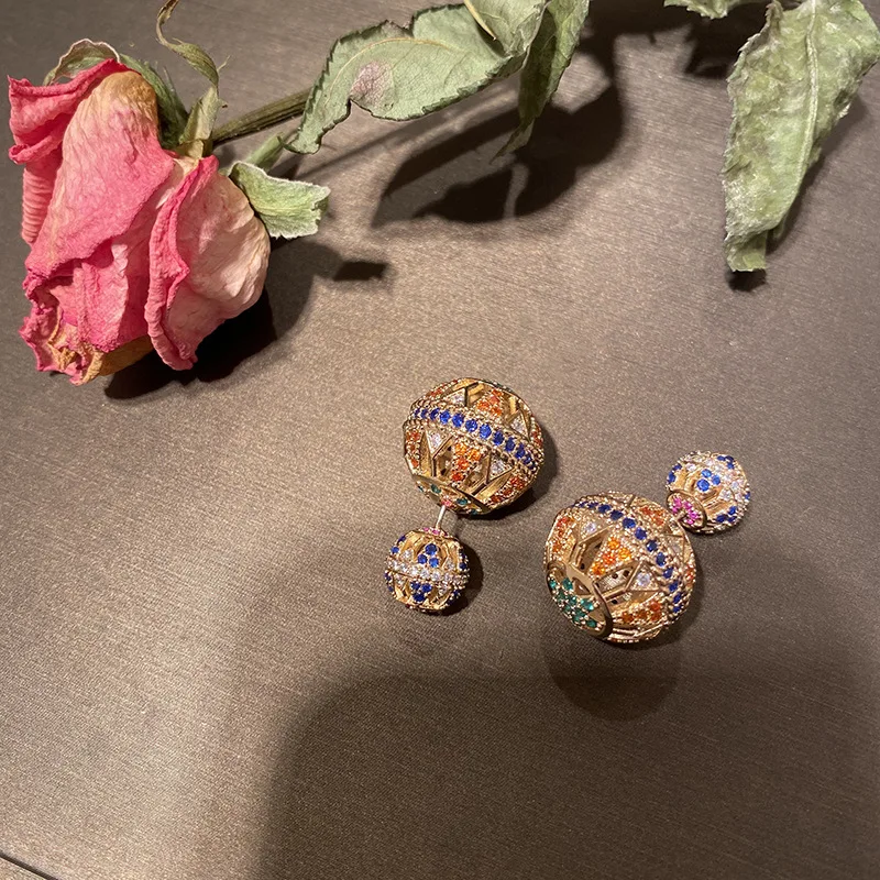 Новинка крупные Двухсторонние серьги гвоздики с большими шариками в простом