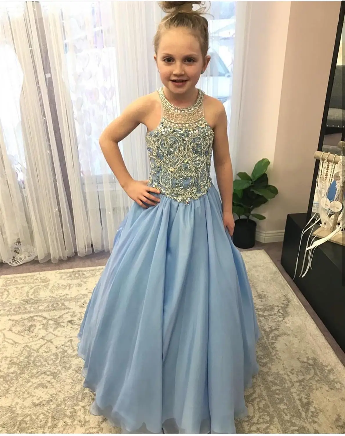 

2020 pageant gowns ligh blue girl dress crystal beading floor length a-line tulle pregant gowns abito damigella bambina
