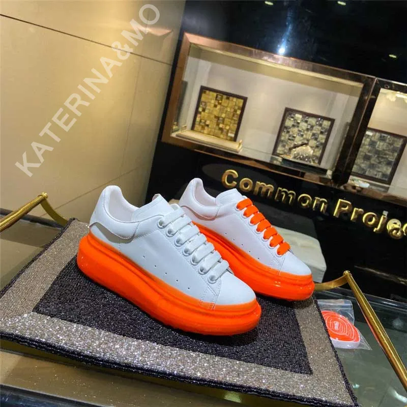 

2021 New Fashion Flats Women Men Genuine Leather Splicing Ladies Platform Sneakers Female Casual Shoes Lace Up Colored Soles Hot