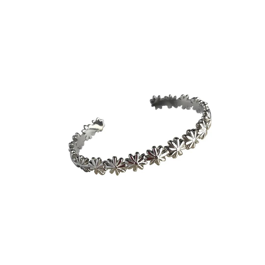 

Antique Open Adjustable Size S925 Sterling Silver Bracelet INS Wind Simple Personality Chrysanthemum Female Jewelry