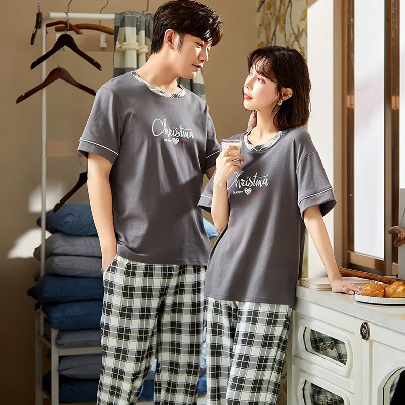 

Fashion Plaid Couple Pajamas Set Summer Casual Cotton Men Nightwear Simple Letter Print O-Neck Gray Short Sleeve Women Sleepwear