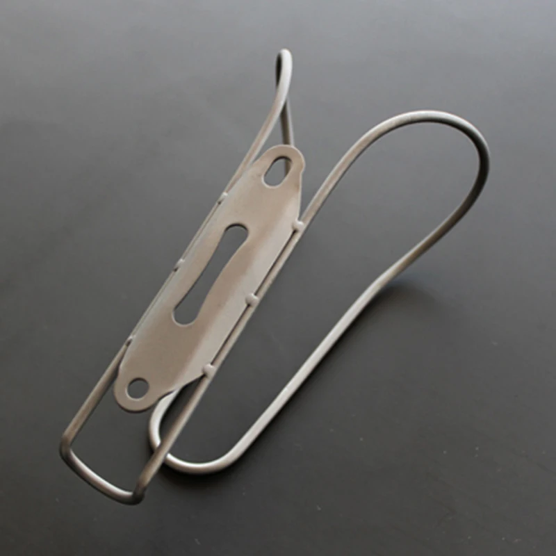 

Titanium alloy Road bike bottle cage MTB Titanium Bicycle cup holder Drink Water Holder durable Bike Accessories Ultralight 30g