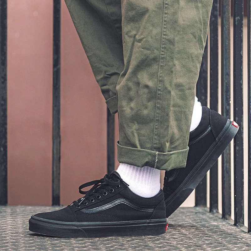 VANS OLD SKOOL/Мужская и женская обувь; Классические Оригинальные подлинные уличные стильные Низкие Модные черные туфли; VN000D3HBKA