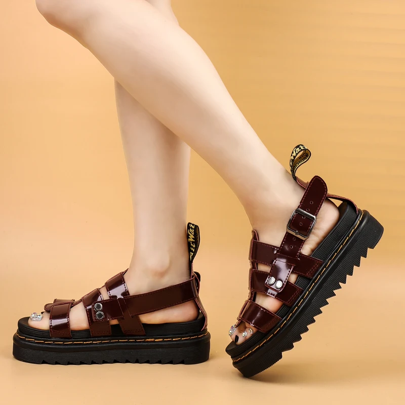 

Summer Red Retro Fashion Women Platform Sandals Buckle design Roman Sandals Women Shoes Chunky Ladies Sandals plataforma mujer
