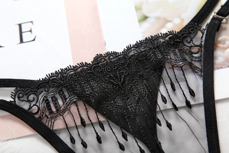 Стринги женские прозрачные кружевные с вышивкой стринги вырезом