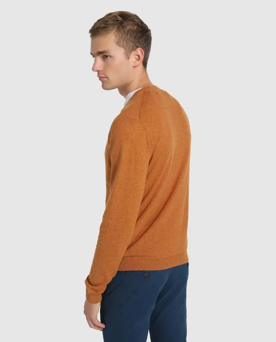 Мужская майка горчичного цвета с v-образным вырезом | Спорт и развлечения