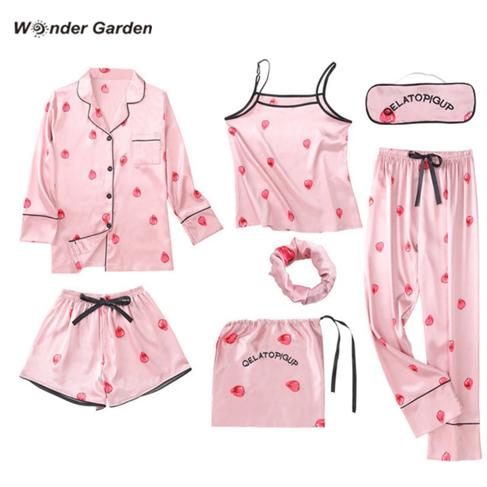 

Wonder Garden Pink Women's Pajamas Sets Emulation Silk