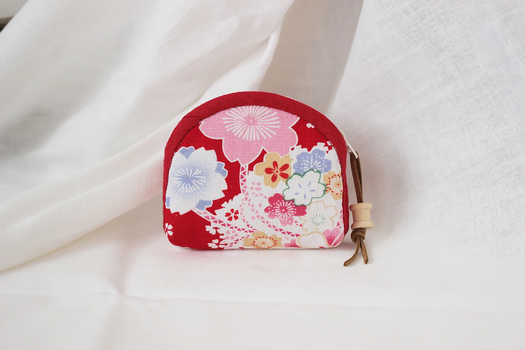 

ZXIIXZ Bronzing Cloth Coin Purse Package Embroidery Handmade Materials Kit Frame Lace Button Handbag Needlework Shoulder Supplie