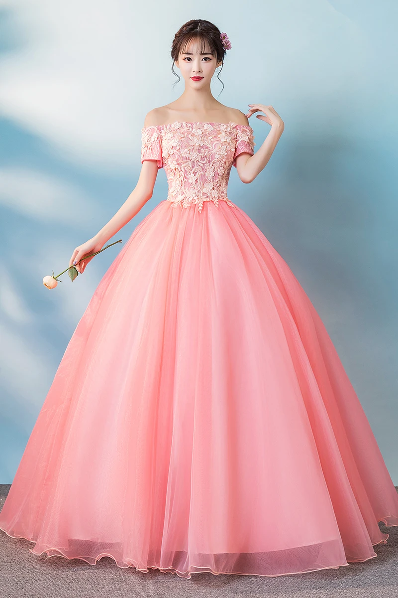 

Tulle Lace Quinceanera Dresses Boat Neck Off The Shoulder Ball Gowns Sweet 16 Dress vestidos quinceanera Vestido Quinceanera