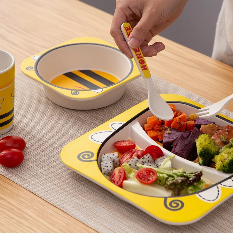 

NEW Five Pieces Of Bamboo Fiber Children's Tableware For Baby's Eating Training