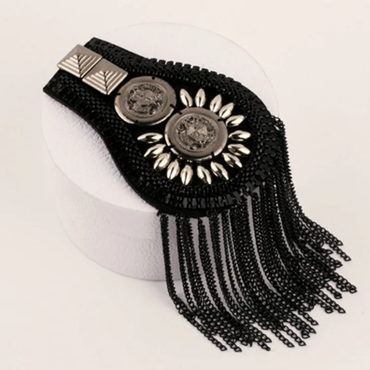 Short Black I-Remiel, британский стиль, брошь, маленький костюм, плечевой ремень, мульти кисточка, заклепки, погоны, эполеты, рубашка, певица, Compere, сценические ювелирные изделия - Окраска металла: Short Black