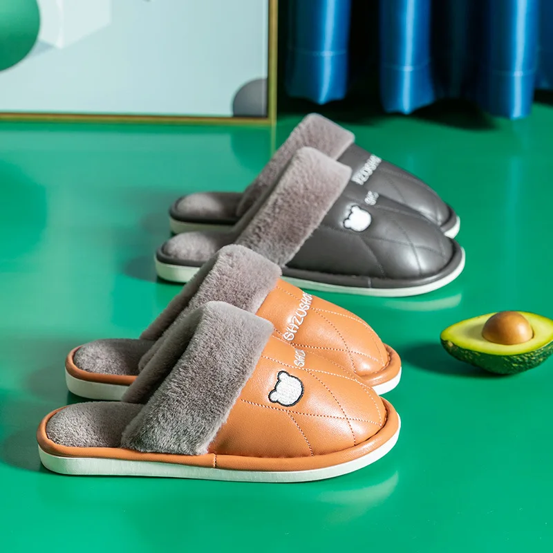 

Warm Men Winter Shoes Plush Men Home Slippers Bedroom Pu Leather Male Shoes Floor Unisex Couple Cotton Slippers 2020 Flip-flops