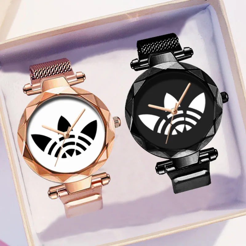 

2021 new women's magnetic star clock luxury women's watch fashion diamond women's Quartz Watch