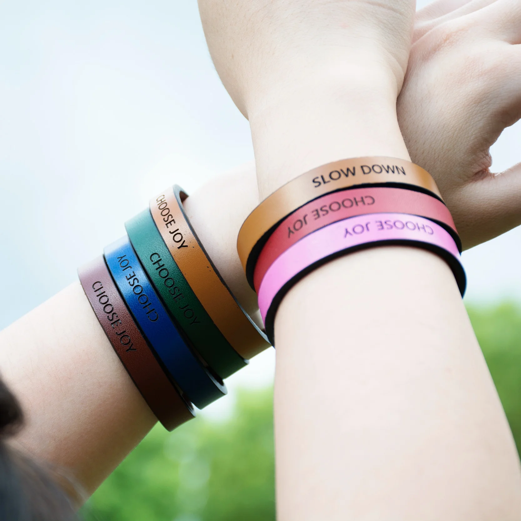 Начать в любом месте Выгравированные буквы браслет на магнитной застежке