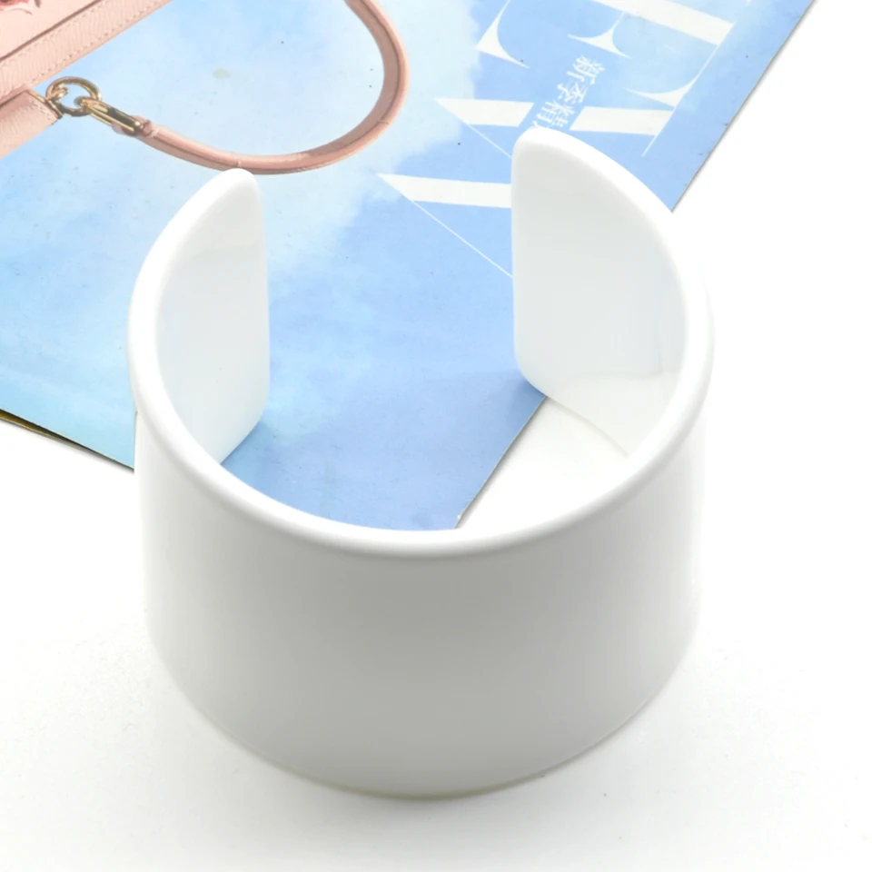 Женский массивный Браслет манжета из прозрачного акрила цвет белый