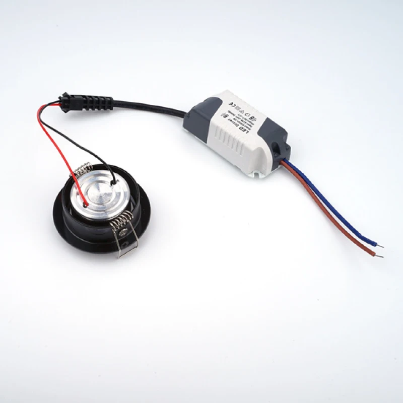 Светодиодный точечный светильник черный мини на потолок 3 Вт с отверстием