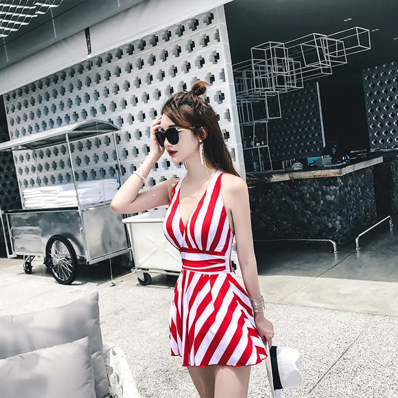 

Swimsuit female South Korea New Stripe sexy gather conservative cover belly show thin one-piece skirt Beach Resort Hot Spring
