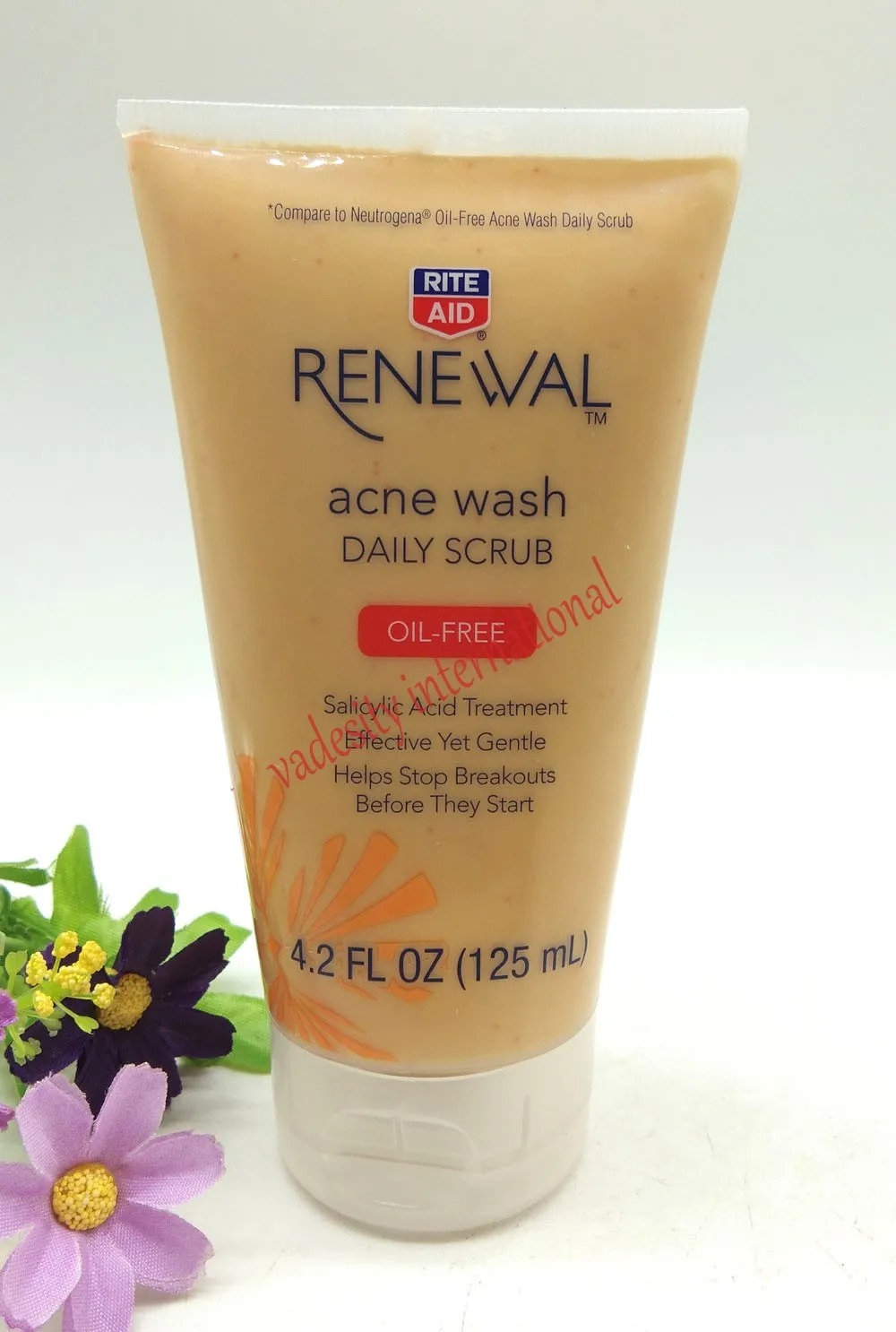 

RITE AID acne wash daily scrub oil-free 125ml
