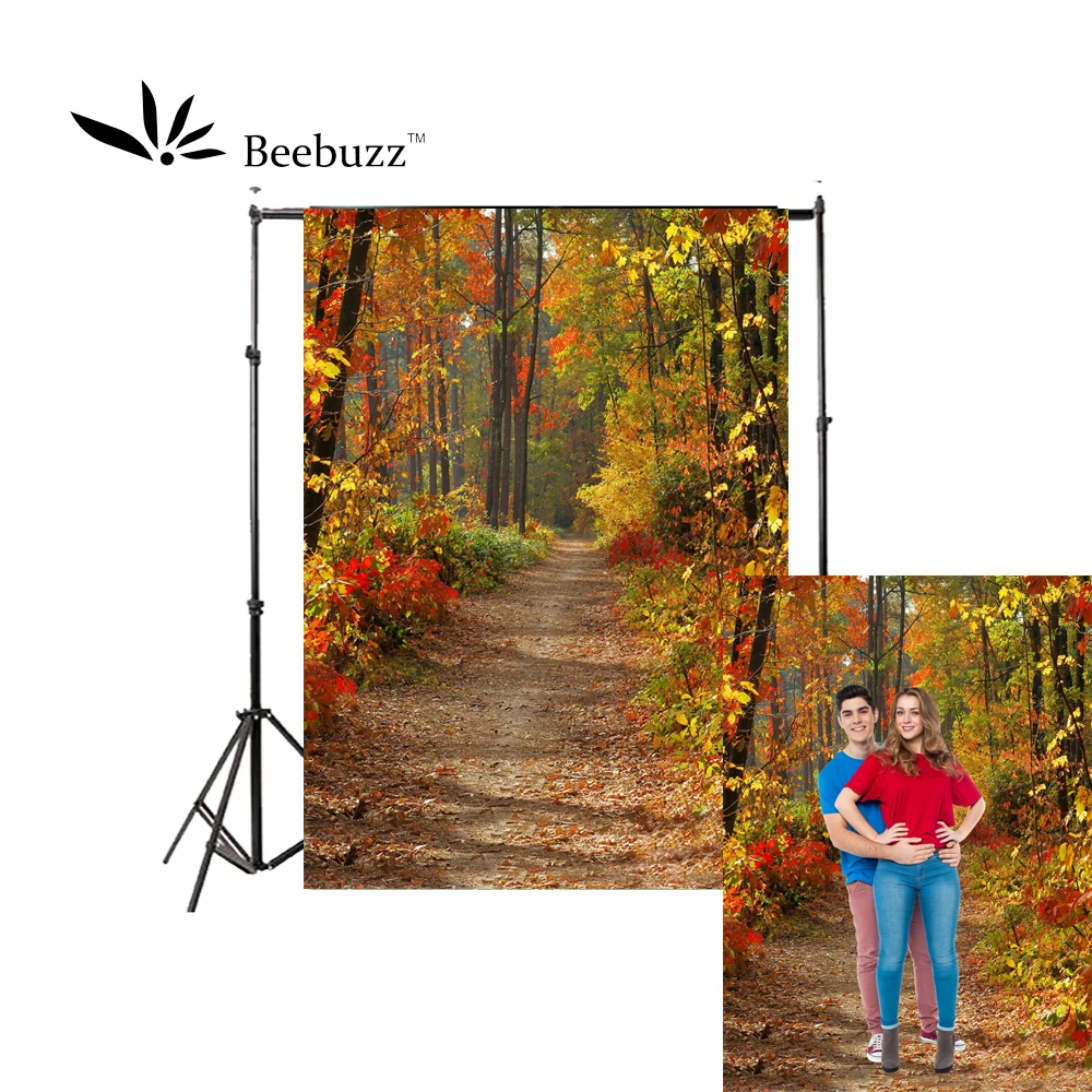 Осенний фон для студийной фотосъемки с изображением джунглей и дороги желтого