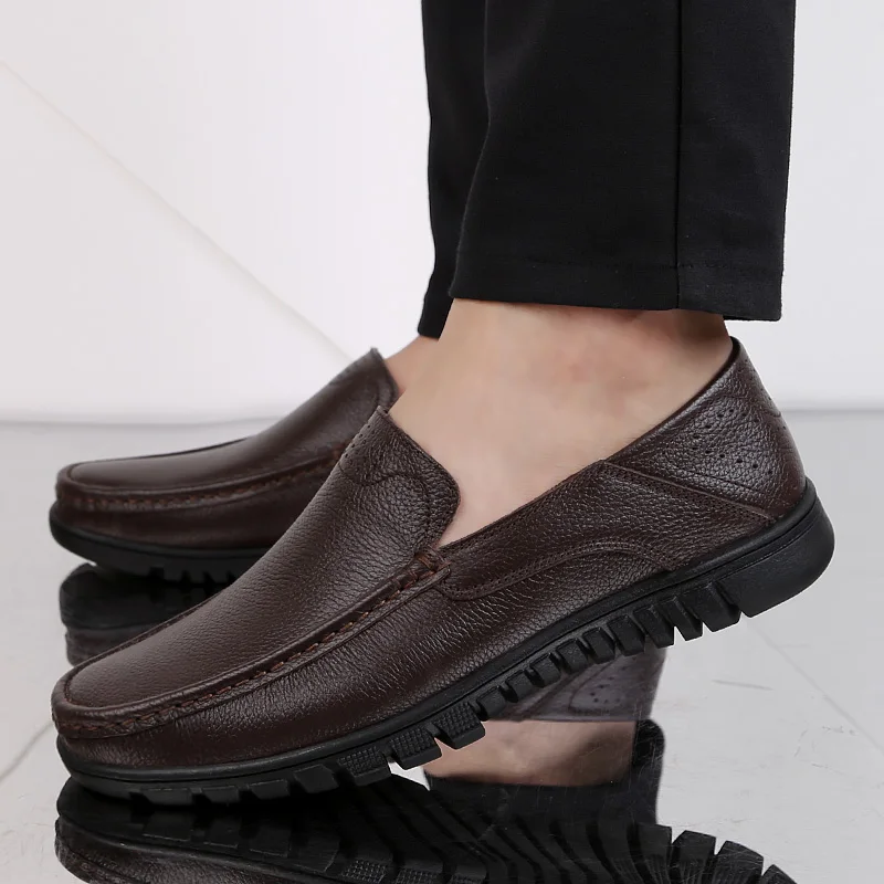 

Men Shoes Genuine leather Casual Loafers outdoor Men Moccasins Shoes Slip-on Soft Flats handmade sewing Footwear Driving Shoes 4