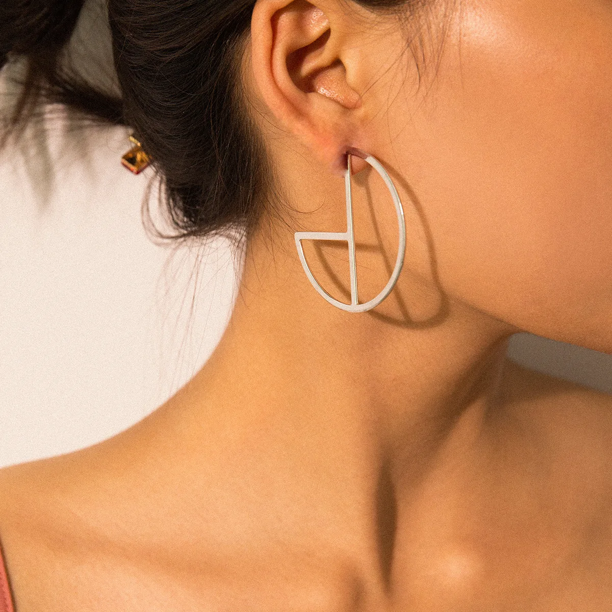 2019 новые модные серьги обруча для женщин золотого и серебряного цвета круглые