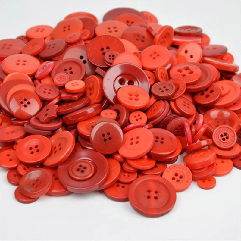 600pcs large red mix 600 шт 2 отверстия/4 отверстия круглые пластиковые пуговицы красная серия Разноцветные полимерные пуговицы, аксессуары для одежды DIY - Цвет: 600pcs large red mix