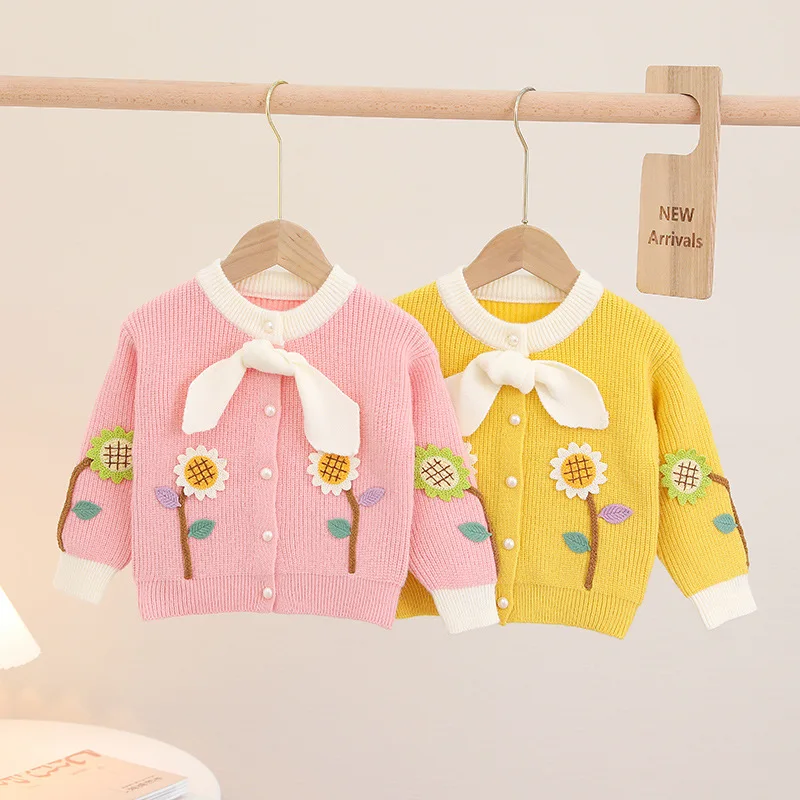 

Autumn New Girls Sweater Cardigan with Cute Flower Bowknot Children's Knitted Jacket