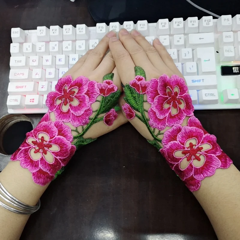 Женский браслет с вышивкой в этническом стиле | Украшения и аксессуары