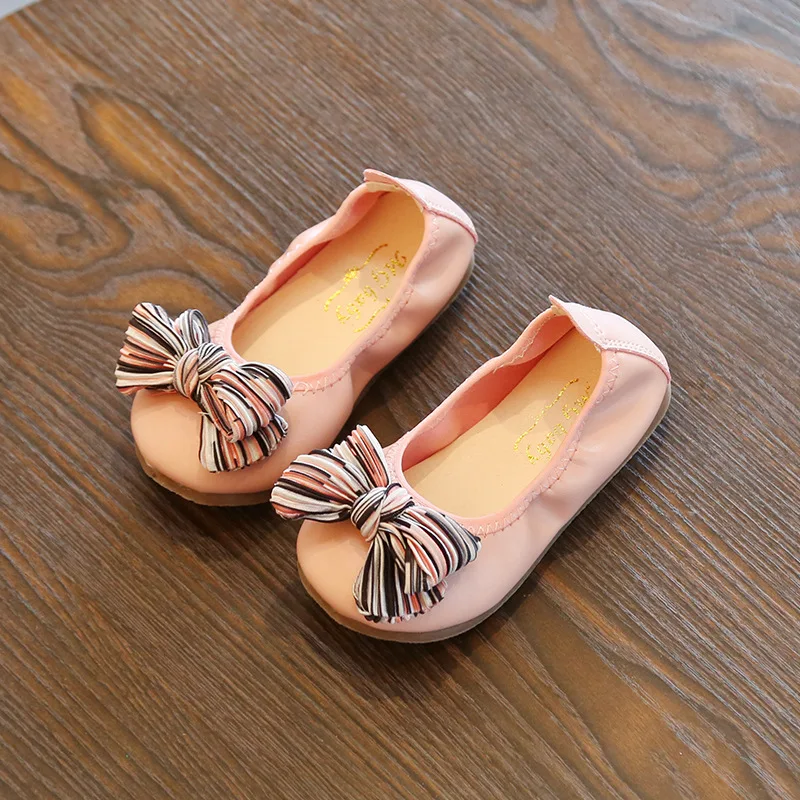 

2019 New Girls Sandals Kids Shoes Children Leisure Sneakers Hot Girls Princess Dance Shoes Bow Cute Shallow Mouth Shoes Leather