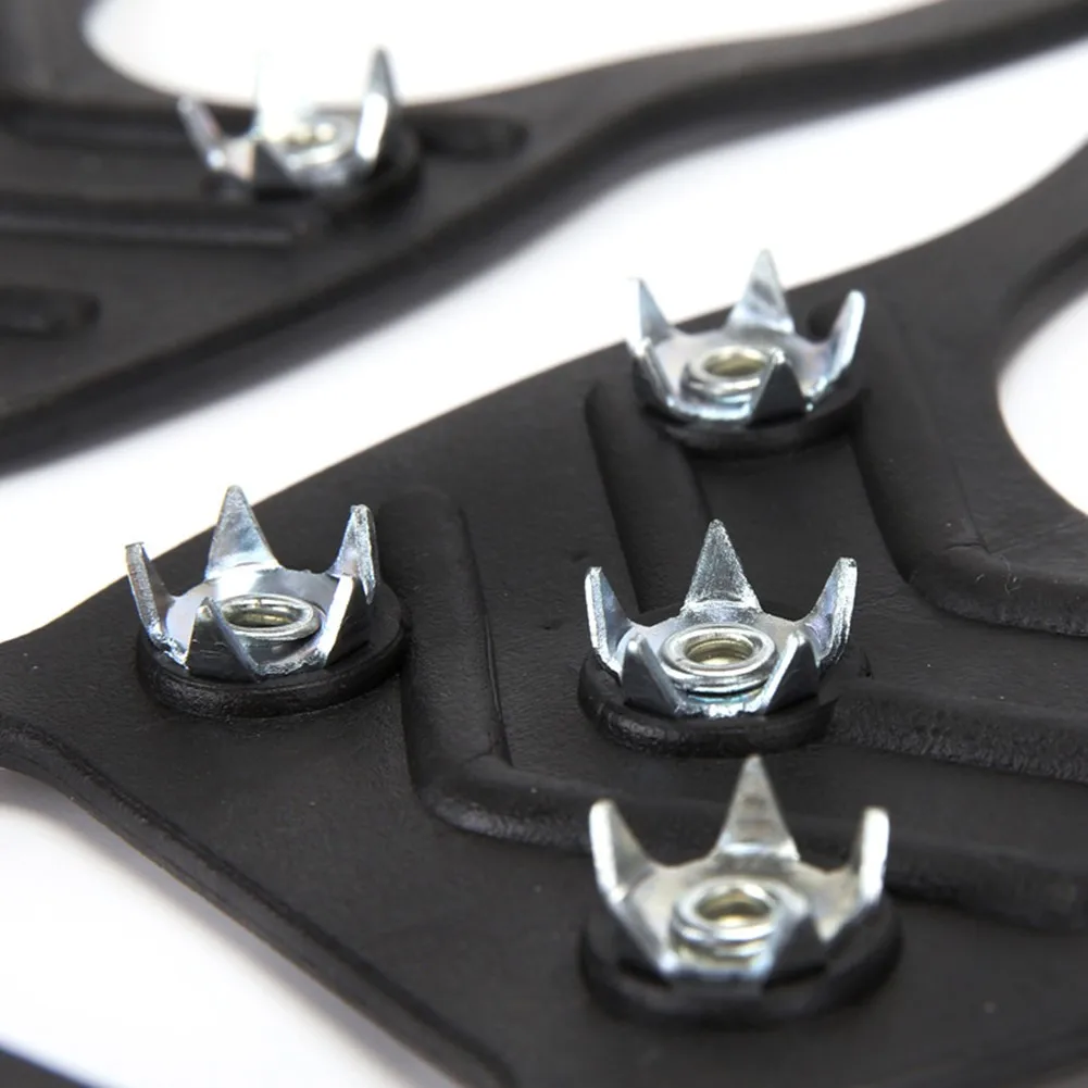 

8 Studs Anti-Skid Snow Ice Climbing Shoe Spikes Outdoor Winter Walk Ice Fishing Snow Shoes TPE+Steel Anti-Slip Snow Shoes Covers