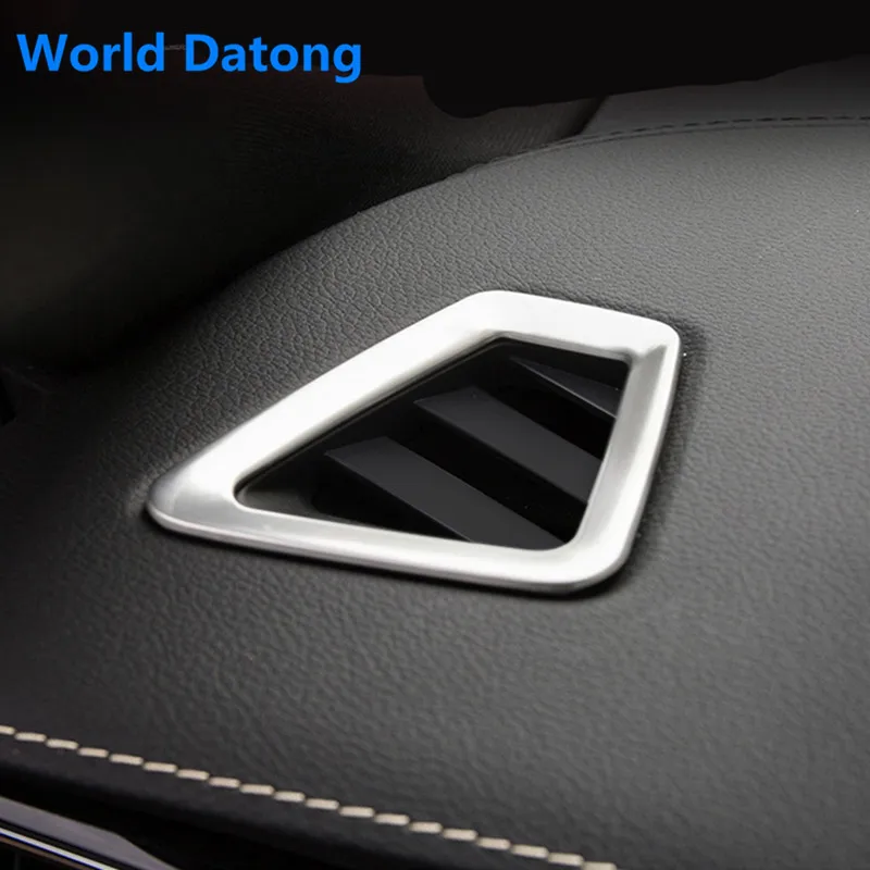 Интерьер приборной панели боковой верхний кондиционер вентиляционные отверстия