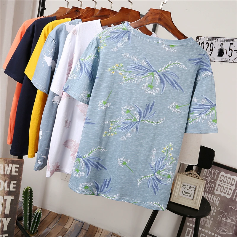 Футболка женская с круглым вырезом коротким рукавом и принтом свободного покроя