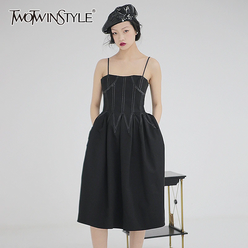 Платье-миди без рукавов TWOTWINSTYLE с квадратным вырезом на тонких бретельках высокой