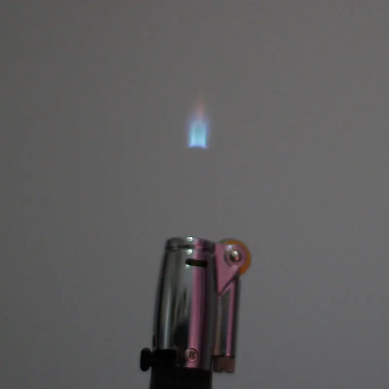 

Creative Flying Fire Lighter Outdoor Cigar Pen Lighter Compact Jet Lighter Ghostly Fire Windproof 1300 C Butane No Gas