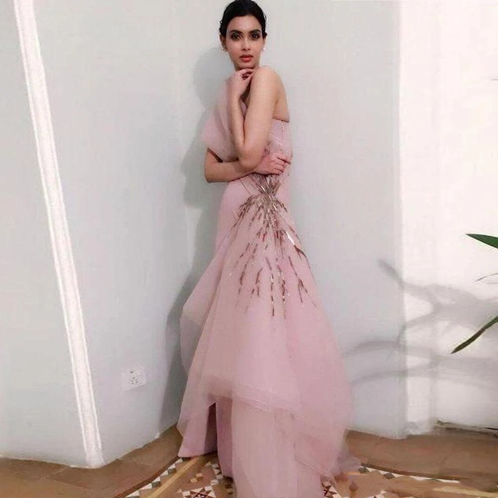 

Blush Pink Mermaid Celebrity Dress Sequined Ruffles Pleats One Shoulder Backless Tulle Long Formal Party Prom Evening Gowns 2021