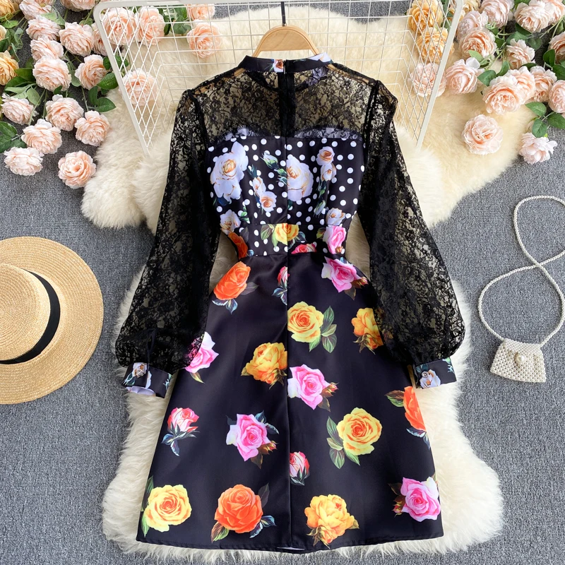 

Europe Fashion Women Spring Runway Dress Long Sleeve See Through Lace Patchwork Floral Dress Vintage Sexy Robe Femme
