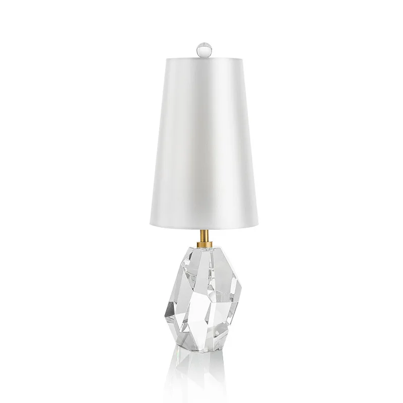 

Настольная лампа с прозрачными кристаллами в стиле пост-модерн, роскошный креативный белый тканевый абажур, украшение для гостиной, прикро...