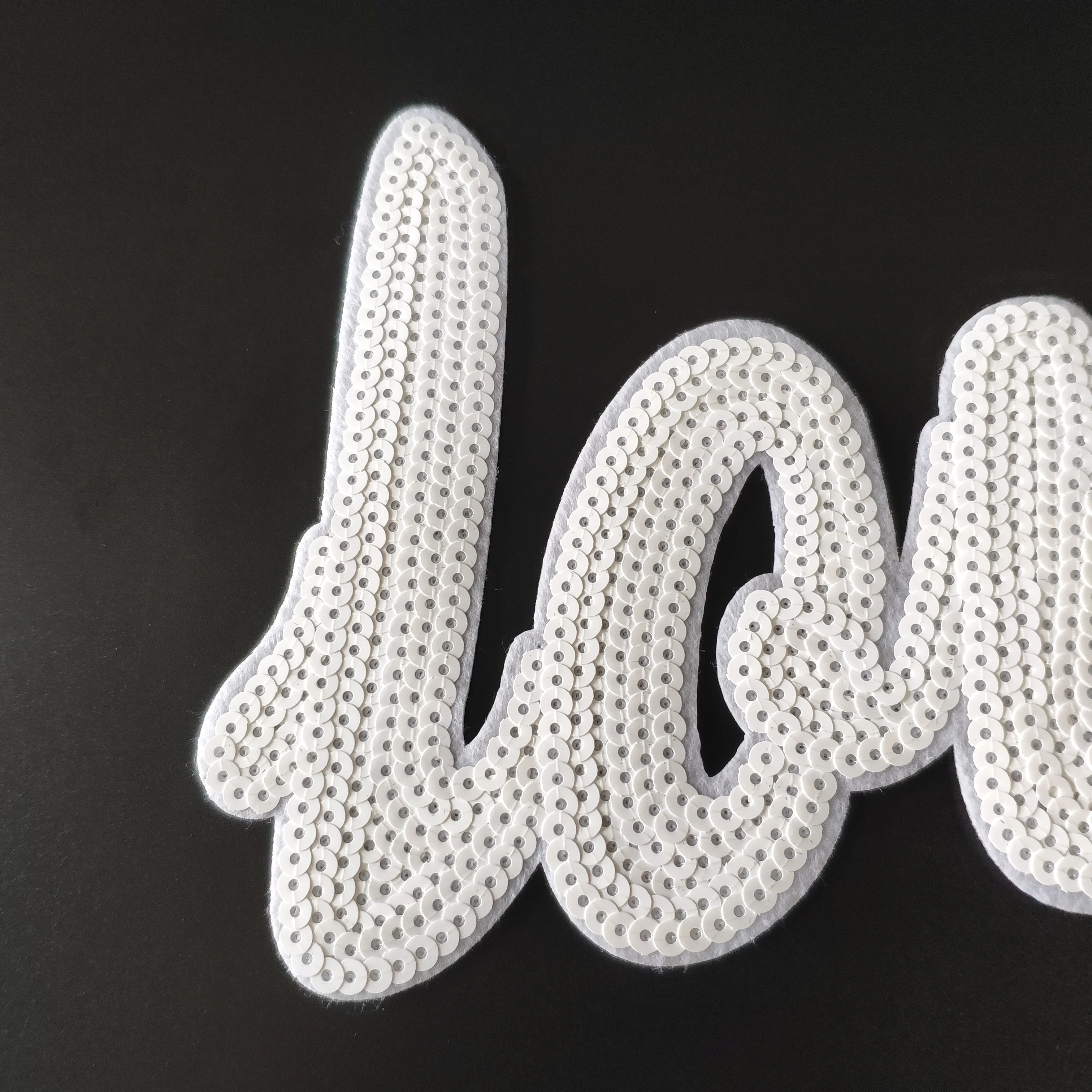 Патчи для одежды с блестками и надписью LOVE 24 см | Заплатки