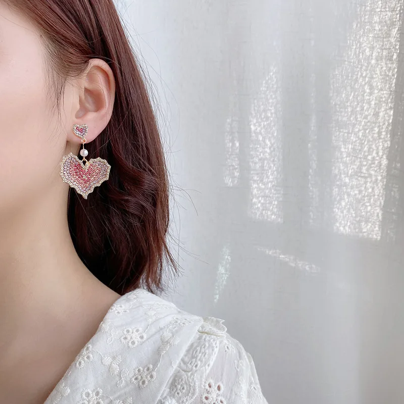 

2021 New S925 Silvers Color Full Diamonds Love Dangle Earrings Exquisite Female Korean Metal Heart Jewellery for Women