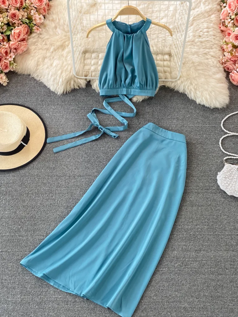 

Women's Sleeveless Off Shoulder Lace Up Super Short Top And High Waist Midi Length Over Knee A-line Skirt Two Piece Suit