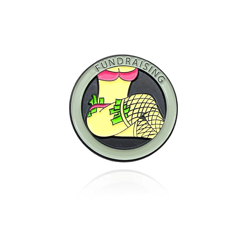 

Sexy Woman Round Brooch Enamel Pin FUNDRAISING Beautiful Bikini Woman Thigh Brooches sexy Badge For Woman Charm Jewelry Gift
