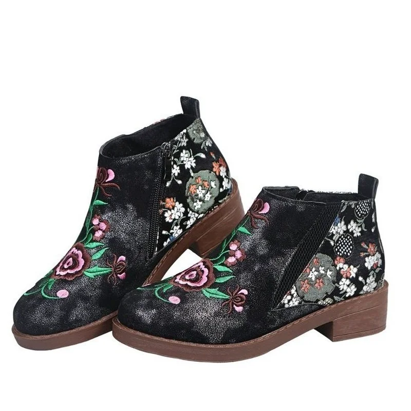 

JIAFEIYA new large size women's boots 2021 new nude boots embroidered comfortable Chelsea boots