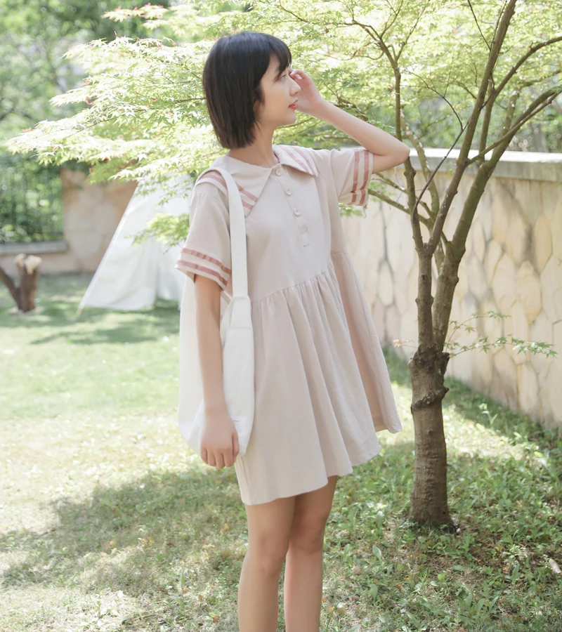 

(make) students brought high waist loose dress