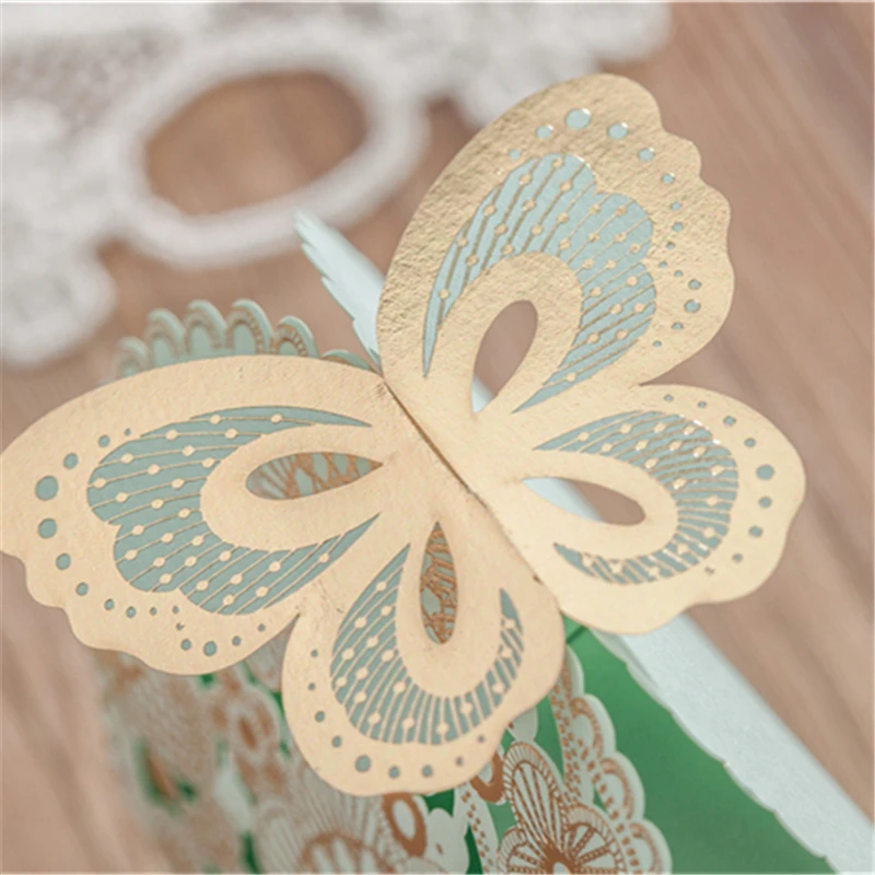 

50pcs Elegant Event Party Supplies Pink Green Red Butterfly Paper Wedding Decoration Engagement Birthday Candy Favors Box