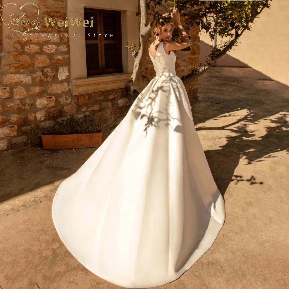 

Simple White Thick Satin Wedding Dress V-Neck Sleeveless Straps Floor Length Bridal Gowns Vestidos De Novia Cвадебное платье