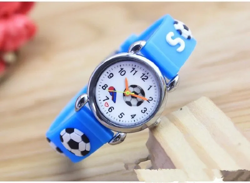 light blue 3D мультфильм Силиконовые Футбольные Детские часы для девочек мальчиков студентов часы Детские кварцевые наручные часы Relogio Kol Saati часы - Цвет: light blue